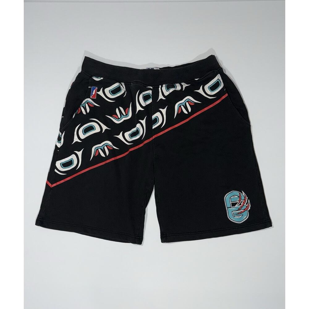 Vintage Vancouver Grizzlies Mens Size 3XL Black Art Graphic Basketball Shorts